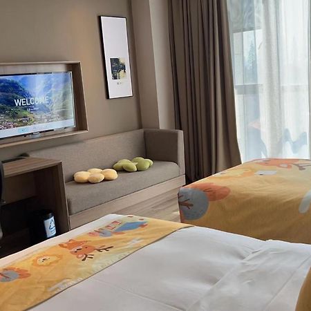 Atour Hotel Tunghsziang Kültér fotó